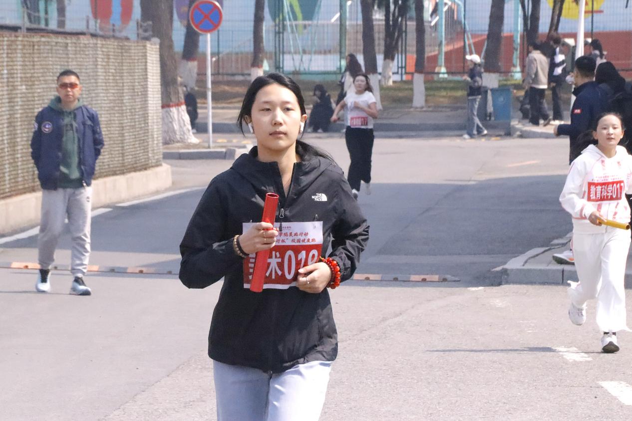 女单